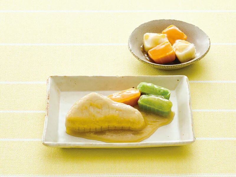 蒸し鶏のごまソース